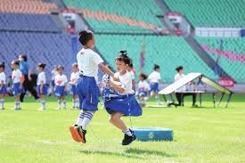 申花亚冠神剧本！开场仅二分钟取得进球，第七分钟对方门将被罚下